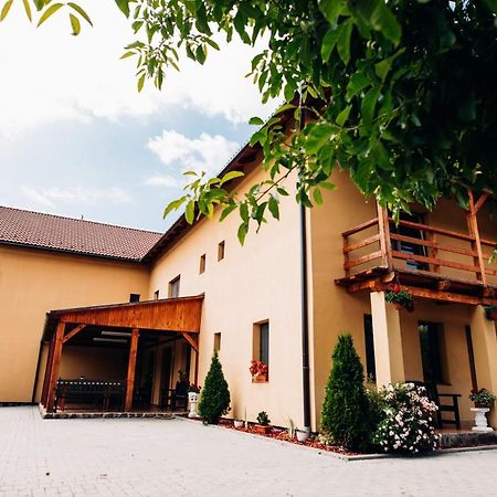 Bed and Breakfast Iris 2 Praid Exterior foto